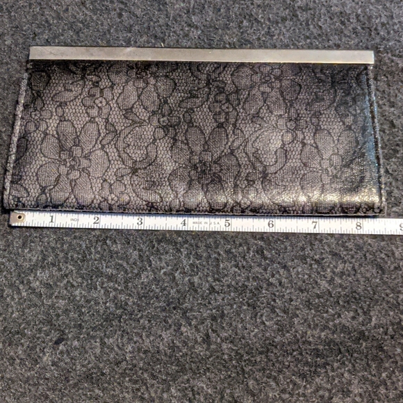 Wallet - Picture 2 of 3